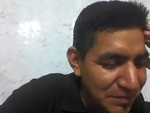 Snapshot of latino17 chatting on 01-13-25, 05:44 latino17 online show from 01-13-25, 05:44