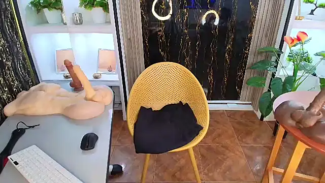 GianellaCox  online show from 02-11-25, 01:20