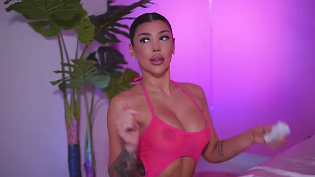 NatyDesiree online show from 03-06-25, 08:19