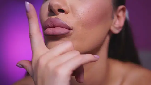 NatyDesiree online show from 03-08-25, 11:16