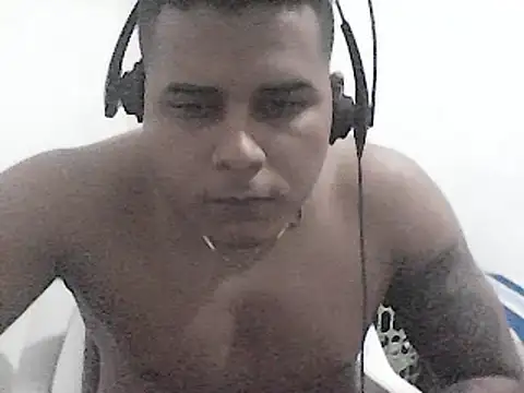 Snapshot of SaucyAffair0 chatting on 01-03-25, 02:43 SaucyAffair0 online show from 01-03-25, 02:43