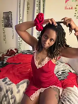 LeyaHoneybuns online show from 12-23-24, 03:07