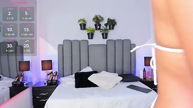 karol rivera  online show from 03-21-25, 07:55