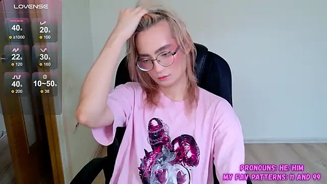 CuteYukiKun online show from 10-09-25, 07:06