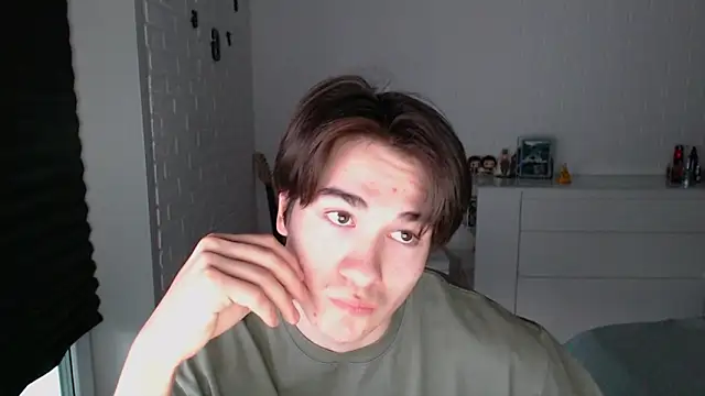 MarkusDean online show from 10-04-25, 02:31