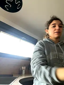 uniquerossie online show from 11-10-25, 10:03