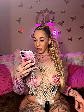 Chachou000 online show from 09-20-25, 08:10