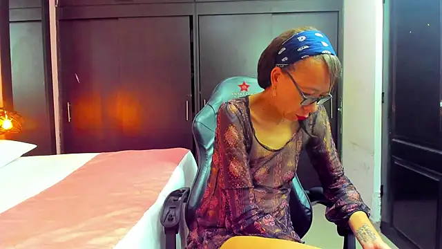 daniela xue online show from 03-15-25, 10:44