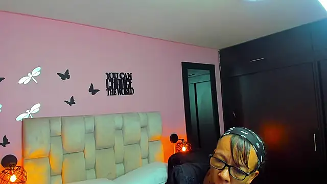 daniela xue online show from 03-20-25, 07:35