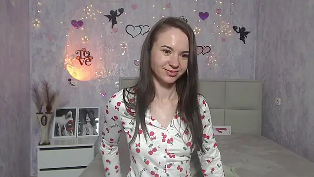 KaraCriegs online show from 03-07-25, 09:48