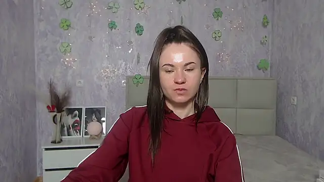 KaraCriegs online show from 03-16-25, 01:49