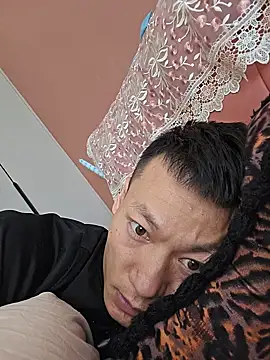 Snapshot of Xpj123 chatting on 07-15-26, 01:33 Xpj123 online show from 07-15-26, 01:33