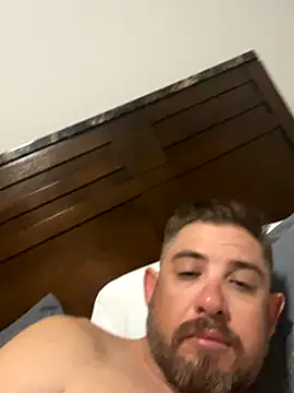 caliguy37 online show from 10-30-25, 04:36