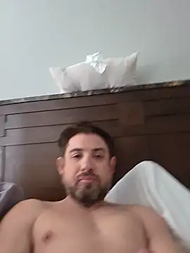caliguy37 online show from 07-19-26, 06:33