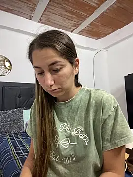 Snapshot of Iris_love18 chatting on 03-04-25, 11:51 Iris love18 online show from 03-04-25, 11:51