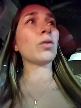 Snapshot of Iris_love18 chatting on 09-30-25, 11:21 Iris love18 online show from 09-30-25, 11:21