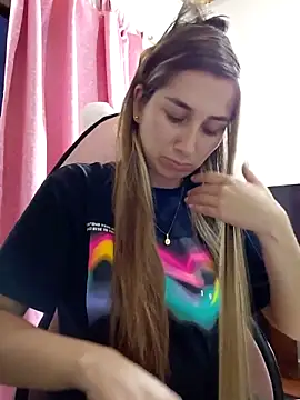 Iris love18 online show from 01-18-26, 11:30