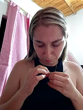 Iris love18 online show from 02-14-26, 02:30