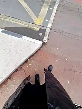 Snapshot of Ina_HotX chatting on 12-04-24, 01:31 Ina HotX online show from 12-04-24, 01:31