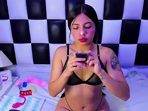 Snapshot of arianaa_tompsoon chatting on 10-30-25, 02:24 arianaa tompsoon online show from 10-30-25, 02:24