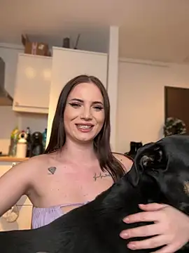 Snapshot of AvaGianna chatting on 12-16-24, 10:13 AvaGianna online show from 12-16-24, 10:13