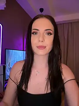 AvaGianna online show from 01-04-25, 05:16