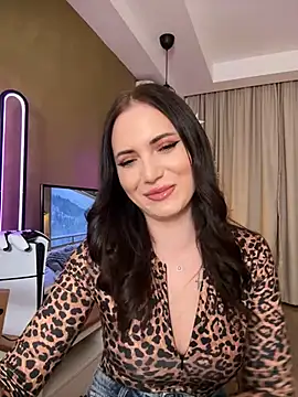 Snapshot of AvaGianna chatting on 01-05-25, 04:59 AvaGianna online show from 01-05-25, 04:59