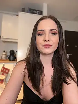 Snapshot of AvaGianna chatting on 01-12-25, 05:22 AvaGianna online show from 01-12-25, 05:22