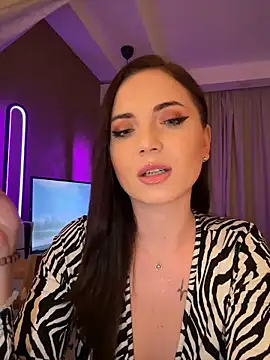 Snapshot of AvaGianna chatting on 01-14-25, 04:50 AvaGianna online show from 01-14-25, 04:50