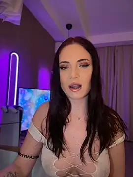 Snapshot of AvaGianna chatting on 02-02-25, 07:04 AvaGianna online show from 02-02-25, 07:04