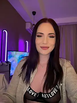 Snapshot of AvaGianna chatting on 02-05-25, 05:42 AvaGianna online show from 02-05-25, 05:42