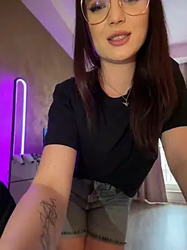 Snapshot of AvaGianna chatting on 03-01-25, 12:34 AvaGianna online show from 03-01-25, 12:34