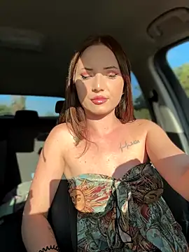 Snapshot of AvaGianna chatting on 09-19-25, 02:29 AvaGianna online show from 09-19-25, 02:29