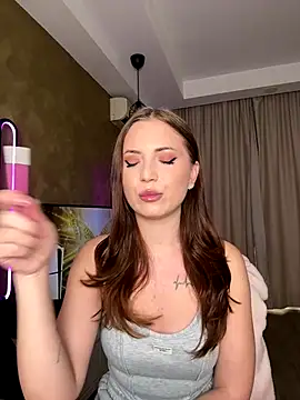 Snapshot of AvaGianna chatting on 10-26-25, 08:09 AvaGianna online show from 10-26-25, 08:09