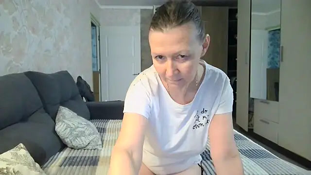 WindChristy online show from 11-03-25, 02:02