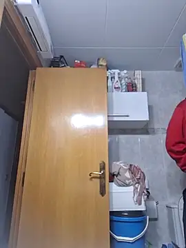 Javier bear online show from 02-17-25, 02:15