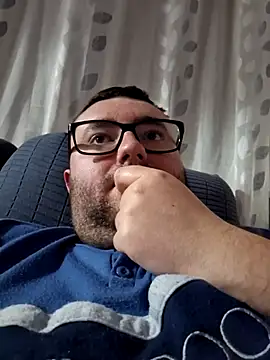 Javier bear online show from 03-13-25, 10:32