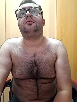 Javier bear online show from 06-03-26, 09:09