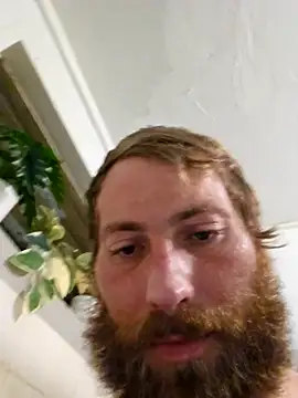 Snapshot of jacobiismyname chatting on 12-17-25, 06:08 jacobiismyname online show from 12-17-25, 06:08