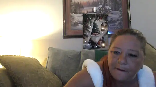 LexxiLeeds online show from 12-22-25, 11:40