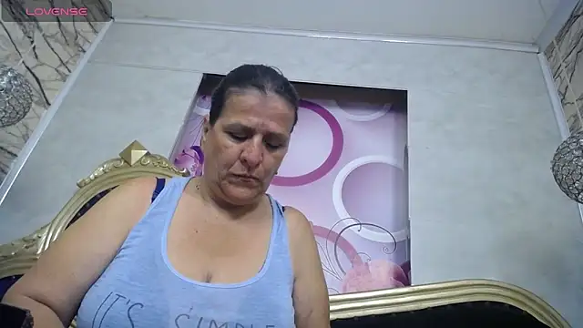 Snapshot of karito_mature17 chatting on 05-06-26, 11:15 karito mature17 online show from 05-06-26, 11:15