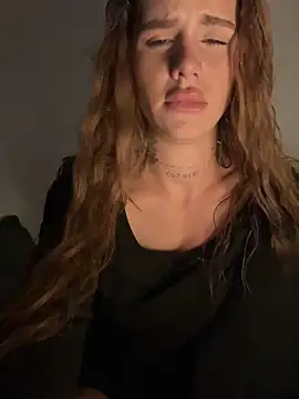 EmiliaCatalina online show from 02-17-26, 12:07