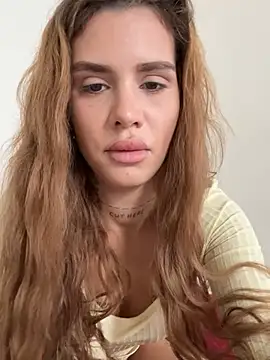 EmiliaCatalina online show from 03-22-26, 06:22