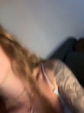 EmiliaCatalina online show from 04-23-26, 11:51