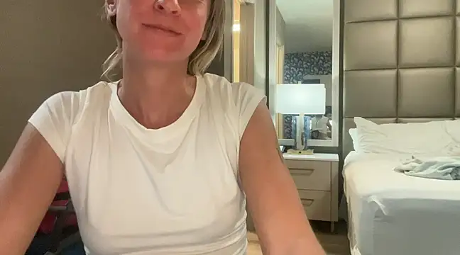 Snapshot of Aggbb chatting on 01-16-25, 03:23 Aggbb online show from 01-16-25, 03:23