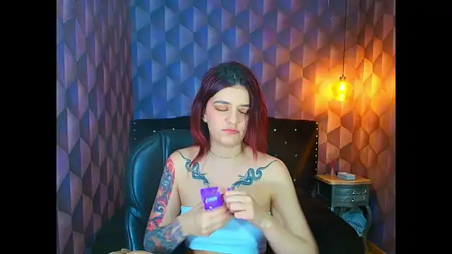 LiaHarryis online show from 10-12-25, 06:07