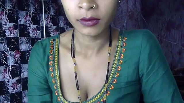 Snapshot of Anjali_Milsi chatting on 10-28-25, 03:25 Anjali Milsi online show from 10-28-25, 03:25