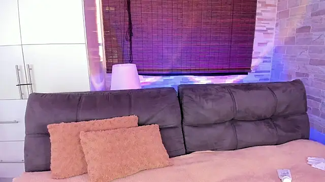 cinnamon kyla online show from 02-14-25, 06:29