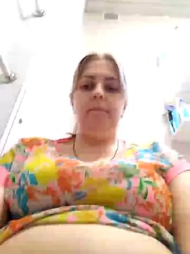 Lady nice cat online show from 02-16-25, 01:05