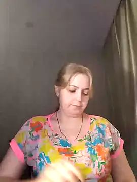 Lady nice cat online show from 02-19-25, 12:44